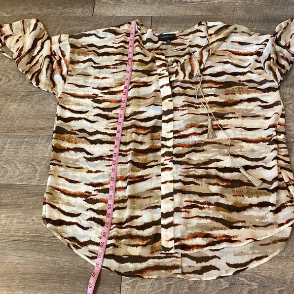 Lane Bryant Earthy Tones Sheer Blouse with Gold Tassels Size 18/20 - Picture 7 of 13